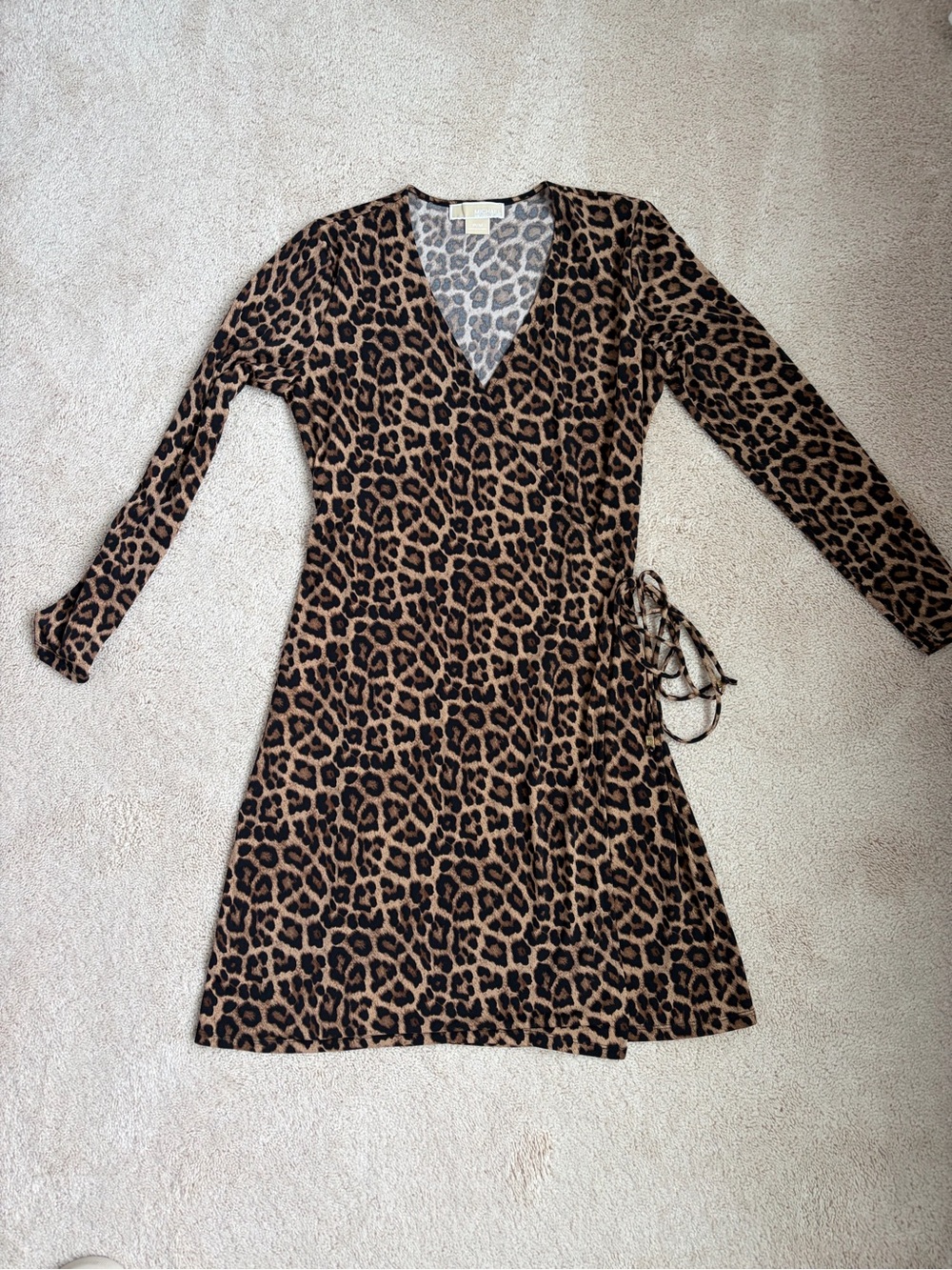 Michael Kors Leopard Wrap Dress in Tan and Black. Petite/Mefium